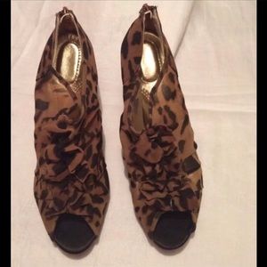Cheetah heels